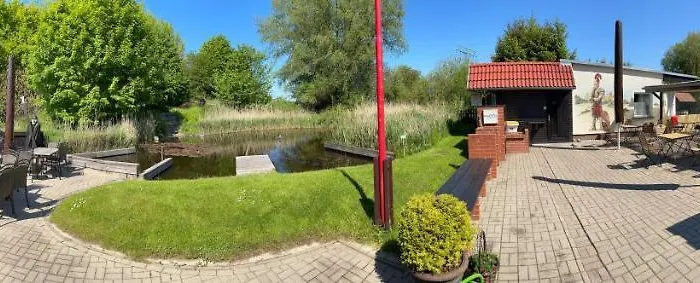 Schoener Ferienbungalow Umgeben Von Und Nicht Weit Zur Ostsee * Neubukow