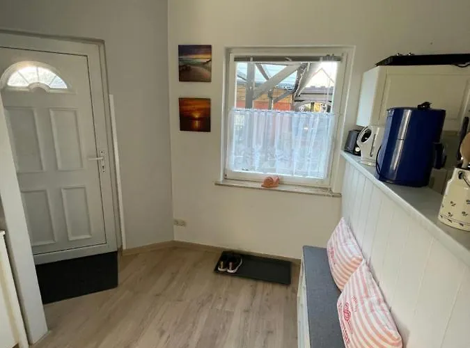 Schoener Ferienbungalow Umgeben Von Und Nicht Weit Zur Ostsee * Neubukow