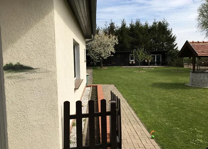 Σπίτι διακοπών Schoener Ferienbungalow Umgeben Von Und Nicht Weit Zur Ostsee Neubukow